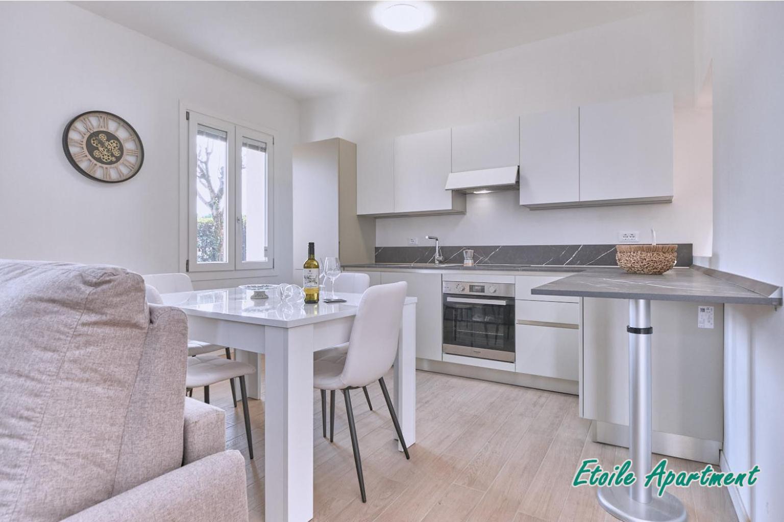 Casa Monique Apartments ديسينسانو ديل غاردا المظهر الخارجي الصورة