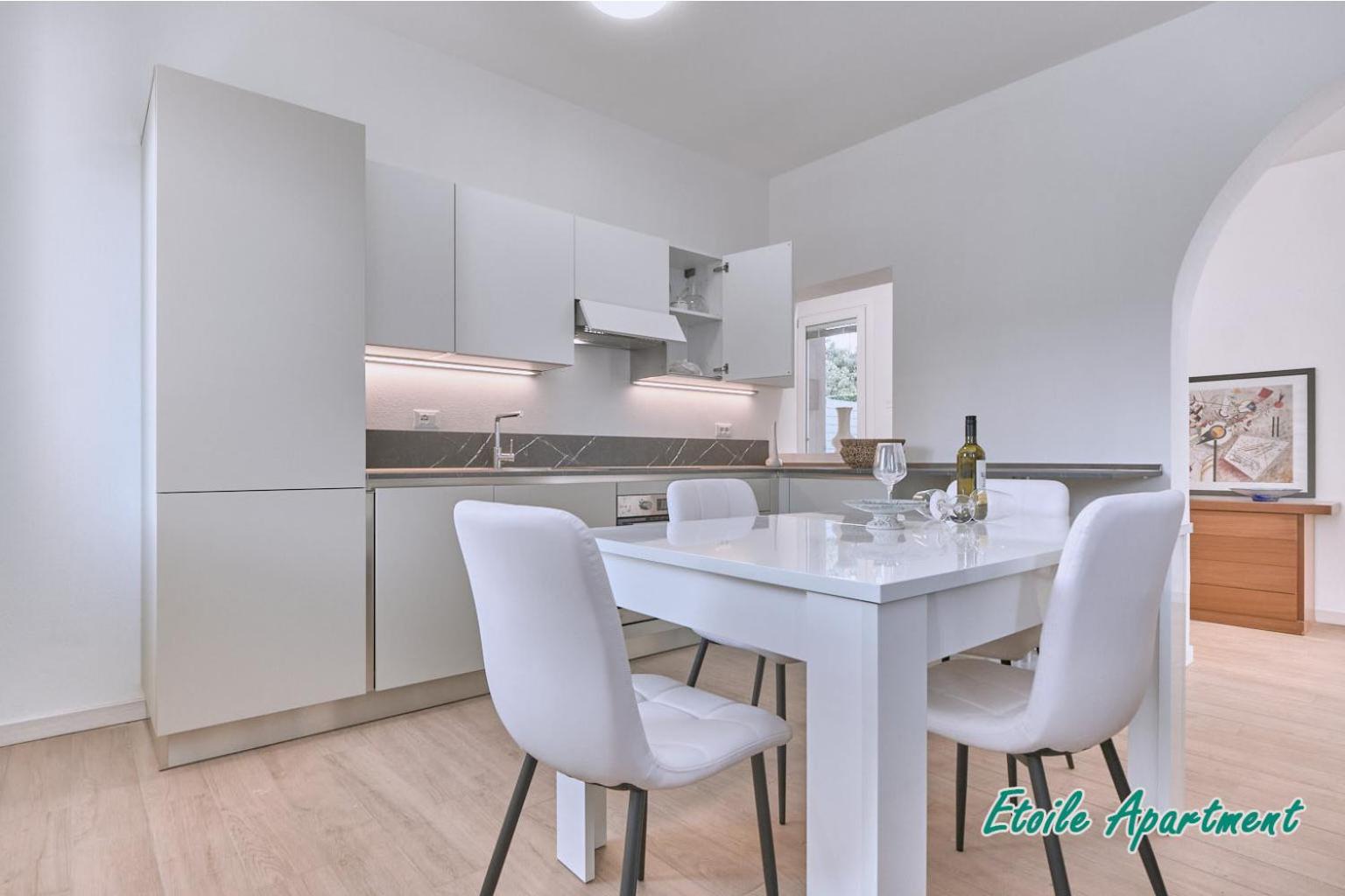 Casa Monique Apartments ديسينسانو ديل غاردا المظهر الخارجي الصورة