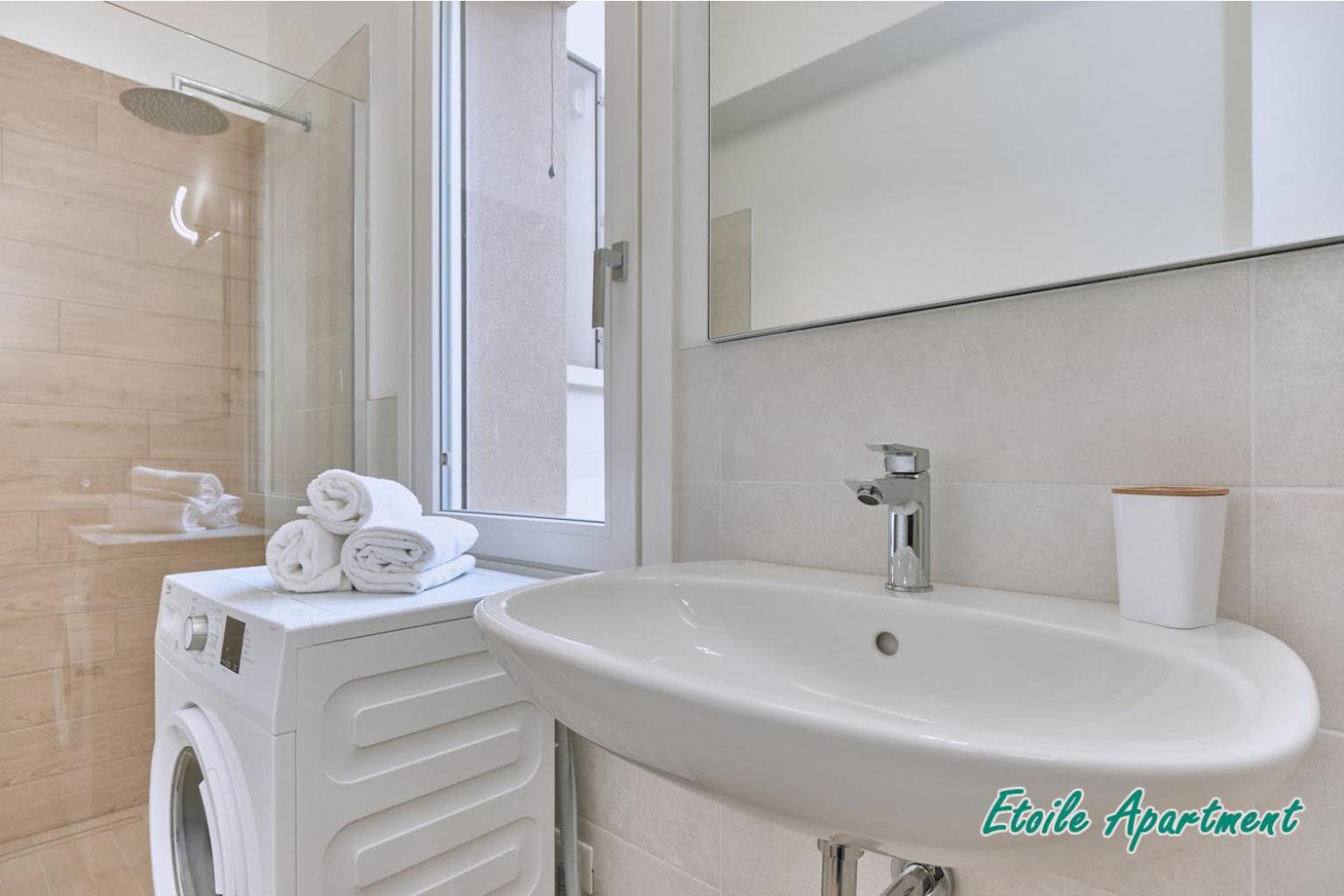 Casa Monique Apartments ديسينسانو ديل غاردا المظهر الخارجي الصورة