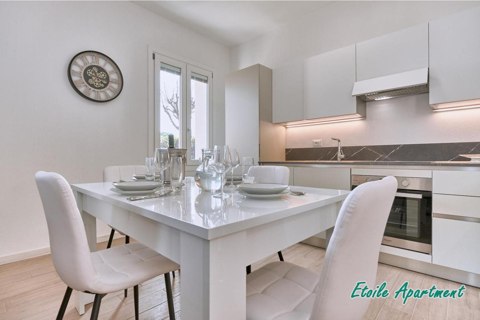 Casa Monique Apartments ديسينسانو ديل غاردا المظهر الخارجي الصورة