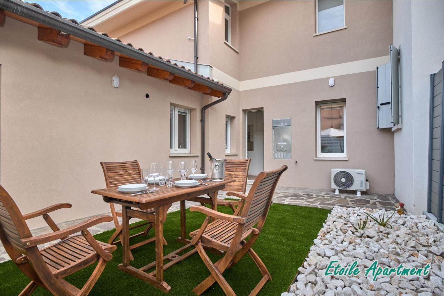 Casa Monique Apartments ديسينسانو ديل غاردا المظهر الخارجي الصورة